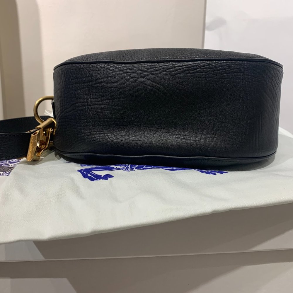 Burberry Small Night Bag in Black NWT - Picture 7 of 12